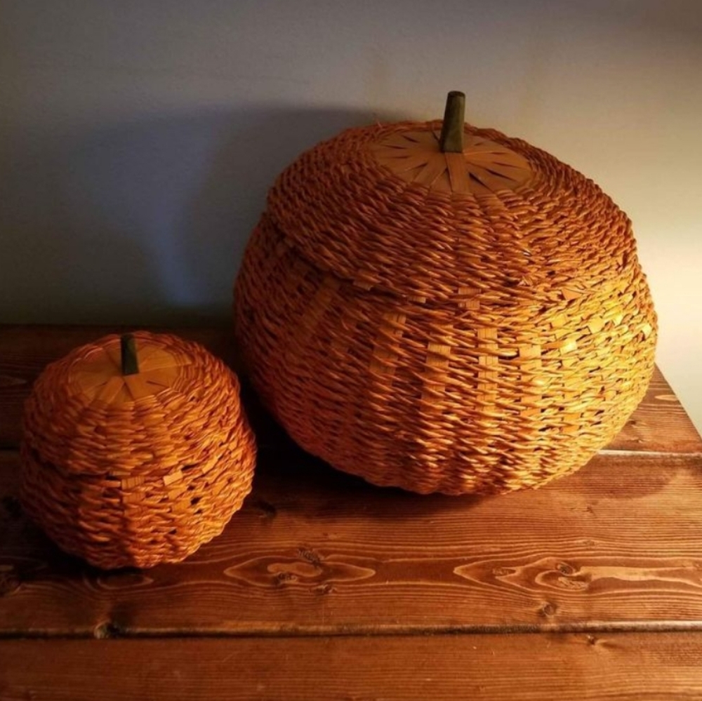 Bundle of (2) Pumpkin baskets